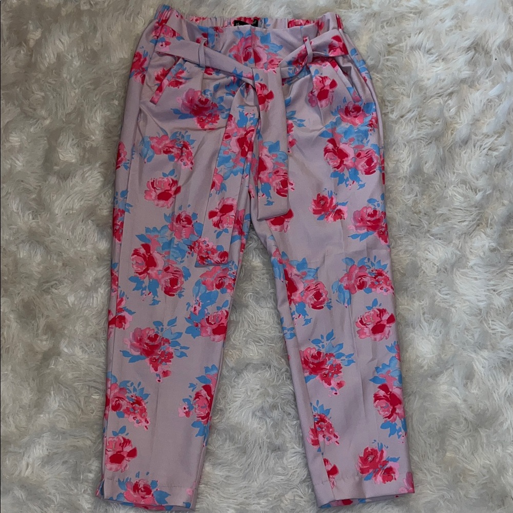 like an angel Pink and Blue Floral Tie-Waist Cropped Pants